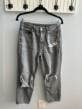 American Eagle Outfitters Gray Distressed Boyfriend Jeans- Women’s